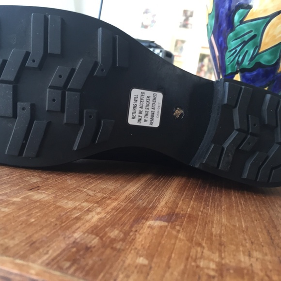 PRADA (authentic) mid-shin boots - Picture 2 of 3